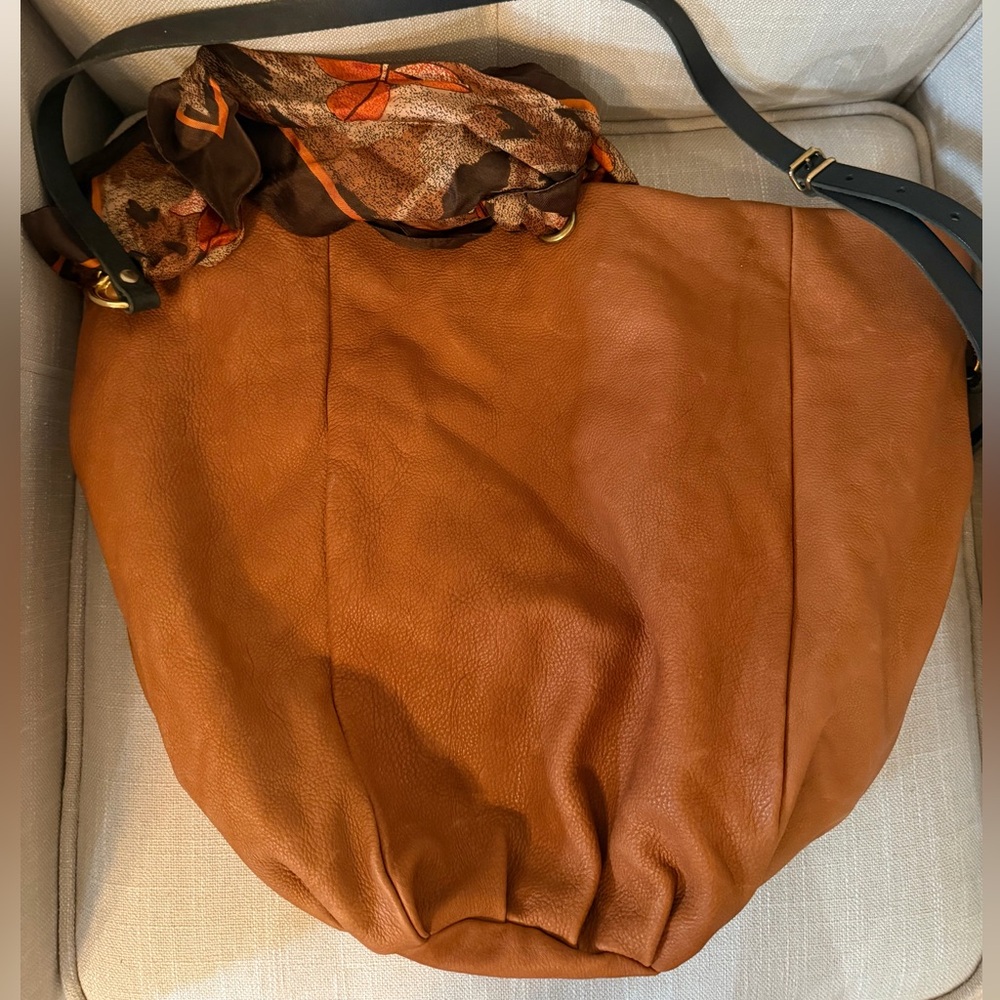 Chic Rust Leather Shoulder Bag - image 3